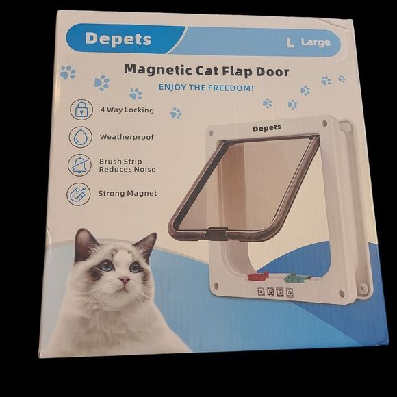 Magnetic Cat Flap Door - Large White - Picture 7 of 8
